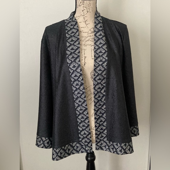 NWT Travelers Collection Reversible Marble Crushed Jacket - Picture 2 of 8